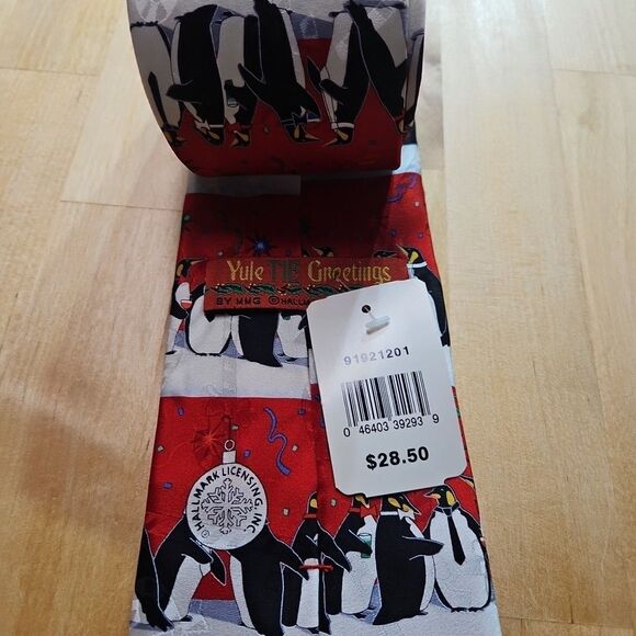 Hallmark Men's Penguins Partying Tie Red & White - Picture 5 of 8